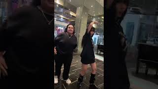 Download Lagu one with LVLI MUA hehehe MP3