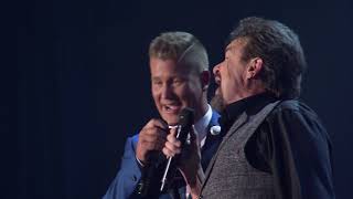 Joseph Habedank & Russ Taff: "Praise the Lord" (46th Dove Awards)