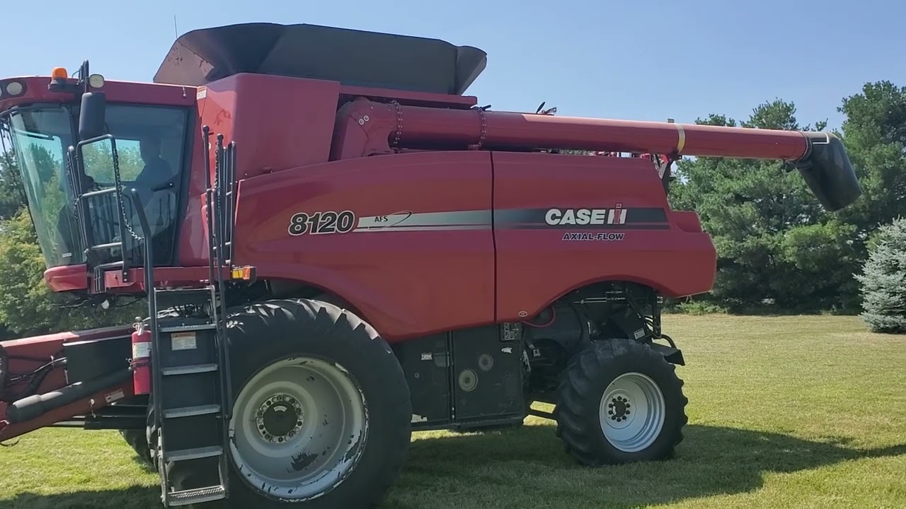Case IH 8120 Combine