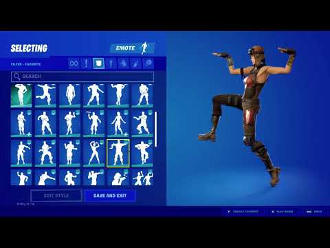 Renegade Raider Dancing In Locker For TikToks