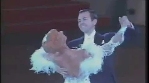 Richard Gleave & Janet Gleave - Slow Waltz Demonst...