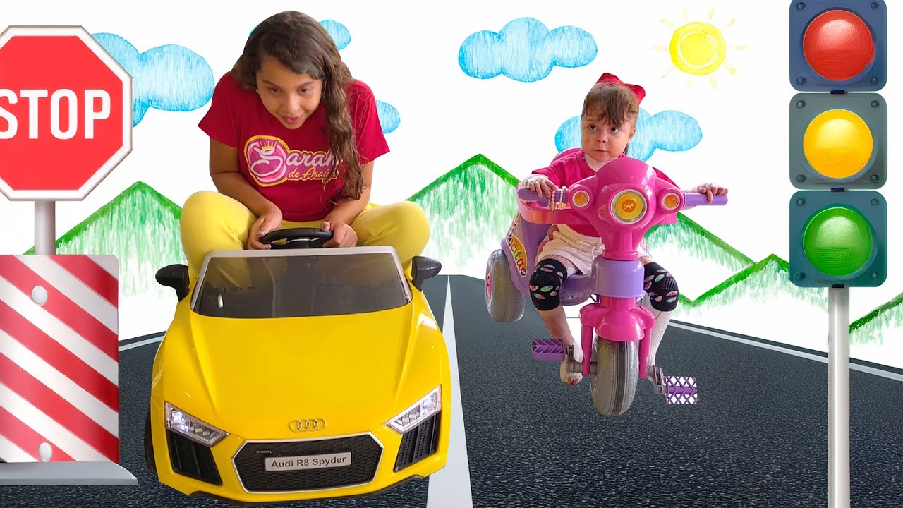 SARAH E ELOAH brincam e aprendem sobre o TRÂNSITO com BRINQUEDOS EDUCATIVOS vídeos engraçados