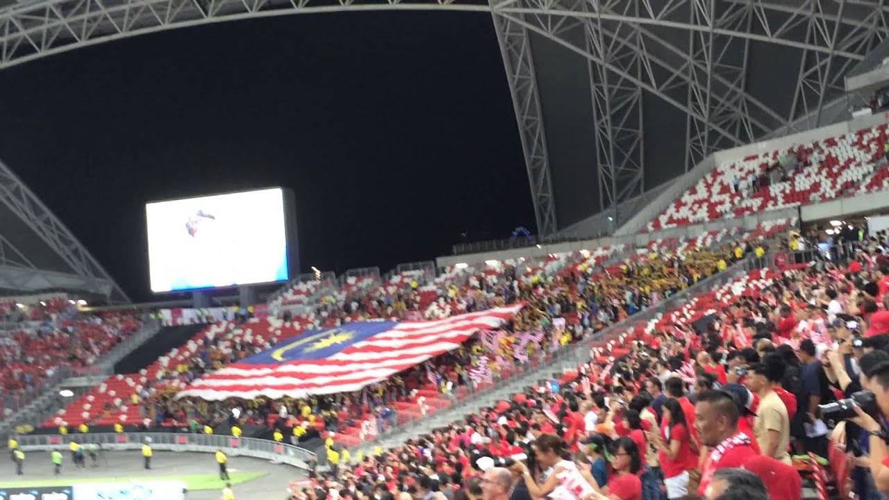 AFF Suzuki Cup 2014. Singapore vs Malaysia. National Anthems.