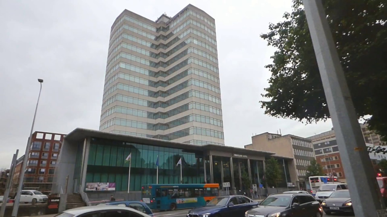 Lift adventure in Cardiff with ExpressWolf