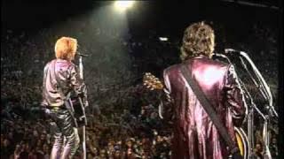 Download lagu Bon Jovi - Captain crash & the beauty queen from mars - live from Switzerland 2000