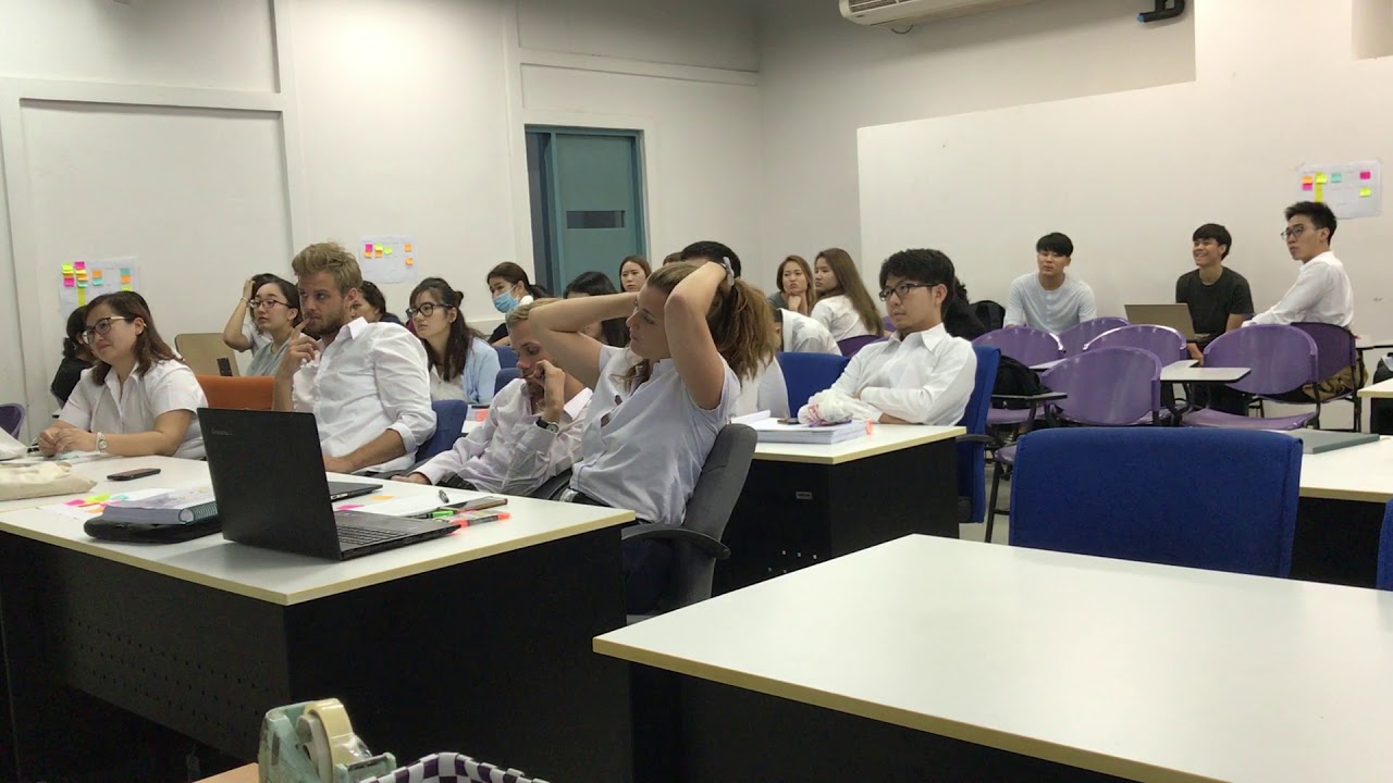 RIC Class Environment: International Business Program