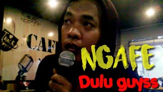 Download Lagu Nyanyi di Cafe! MP3