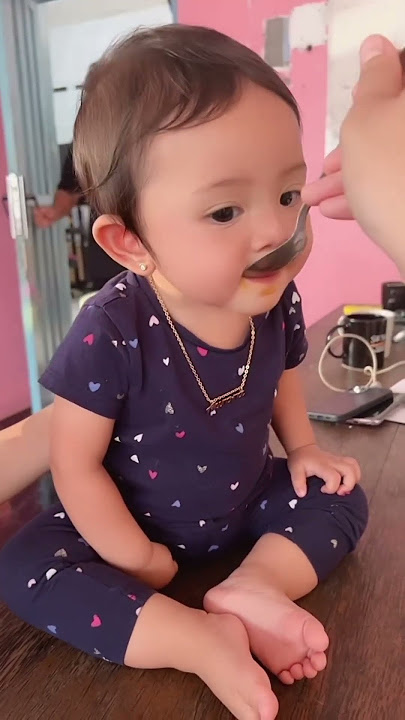 KENAPA LEXIE DIKASIH MAKAN KEPALANYA GOYANG? #leika #viral #shorts