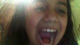 Bromeamos A Nuestra Prima Roxana Con Un Caramelo Pasado Por En Trasero