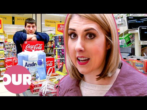 Meet The People Obsessed With A Bargain | Bargain Fever Britain E1 | Our Stories