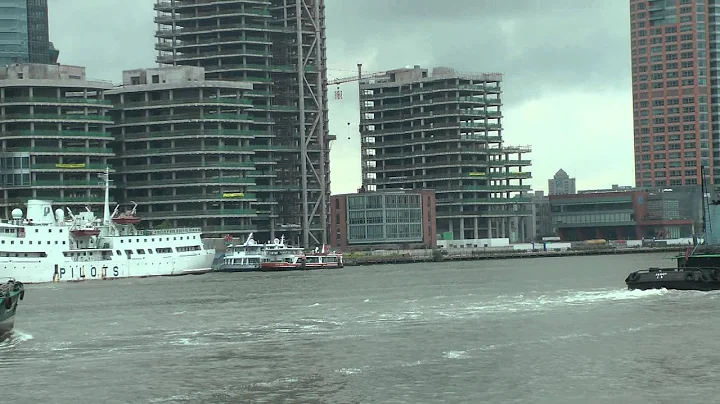 Huangpu River in Shanghai, China - DayDayNews