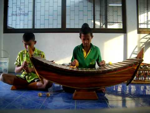 เดี่ยวระนาดเอกเพลงแขกบรเทศ 3 ชั้น