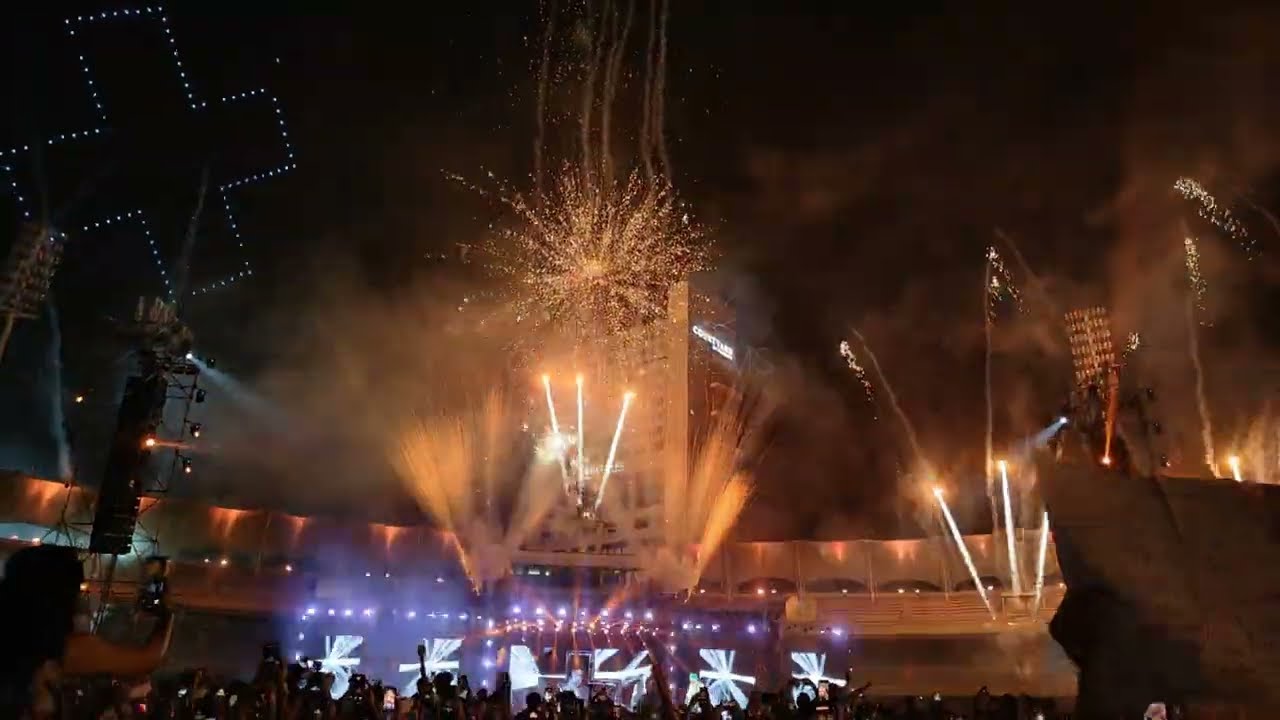 Martin Garrix & Arijit Singh - Angels for Each Other | Live at World's Biggest Holi | 4K