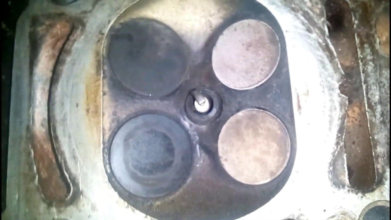 Из-за чего давит тосол в расширительный бачок уходит тосол , антифриз ...