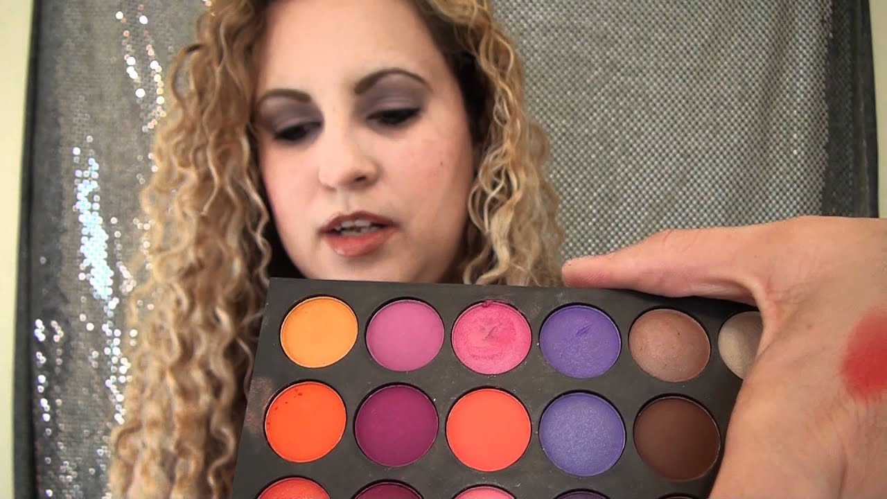 Crown Brush (Cosmo Collection & Kaleidosope