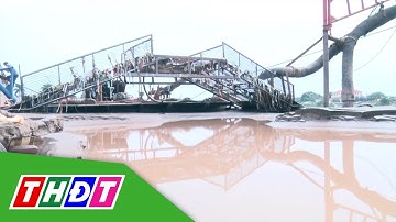 Bắt quả tang tàu khai thác 600 mét khối cát trái phép | THDT