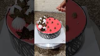 New Strawberry Cake Design Tutorial #trending #strawberrycakes #viral #shorts #ytshorts