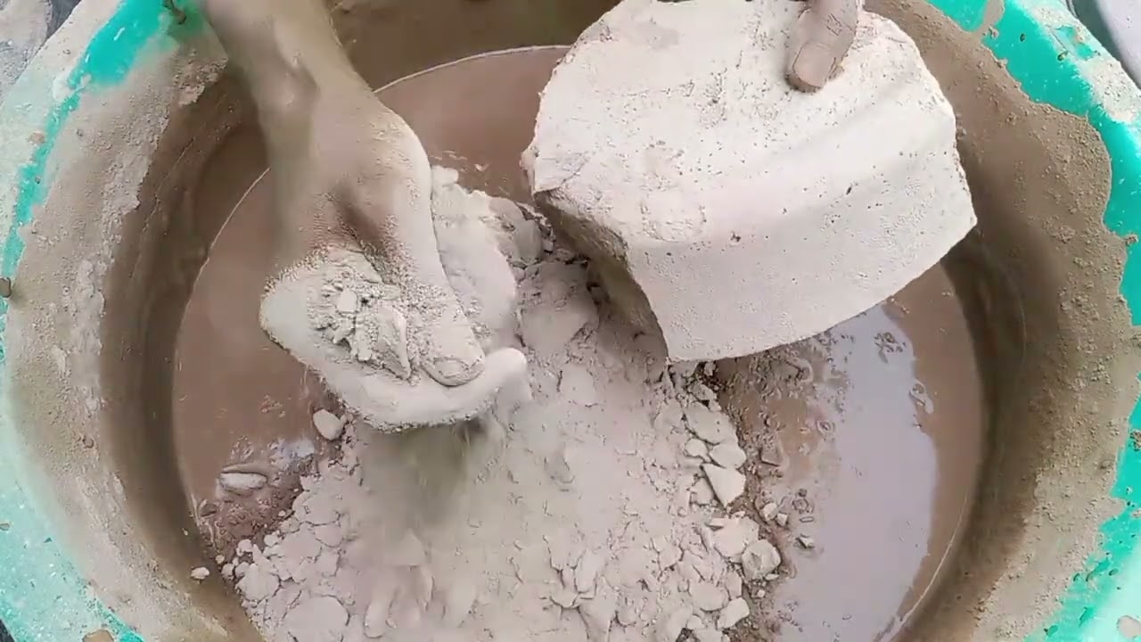 Soft dusty pure mud water crumbling ASMR 🔊