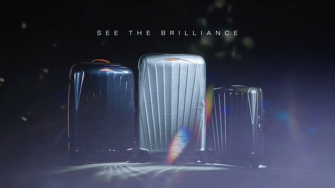 ダイヤモンドにインスパイアされた超軽量スーツケース「MAJOR-LITE