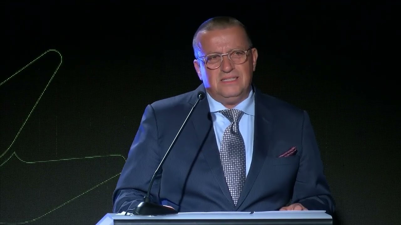 Joc Pečečnik: Nočemo, da nam kdo nekaj podarja. Potrebujemo le poštene pogoje za delo.