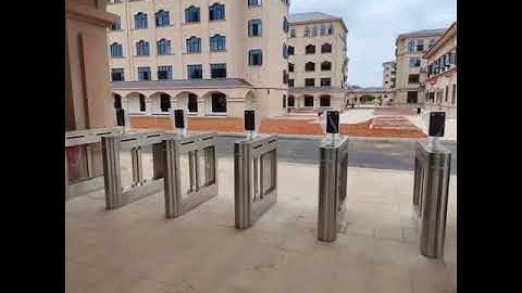 Some cases of barrier gates & turnstile gates & bollards for reference
