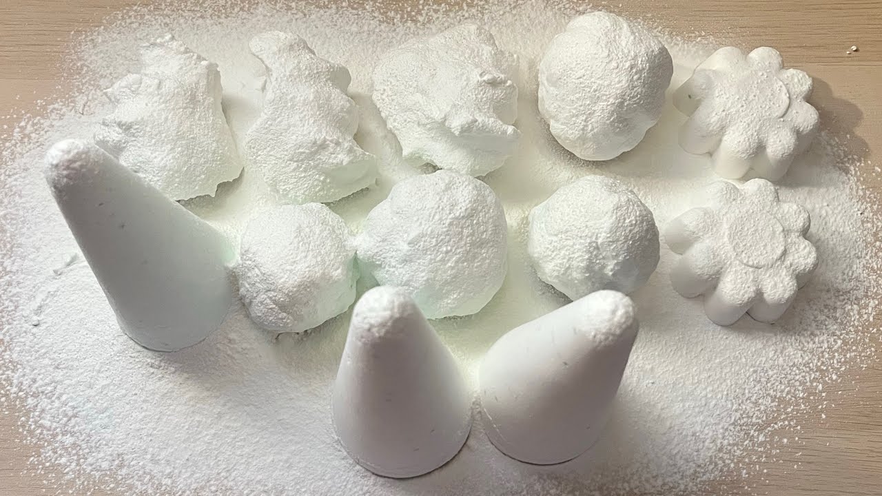 IT’S TIMEEEEEEEEEEE | Soft Silky Squeaky Baking Soda Crush | ASMR 🎄