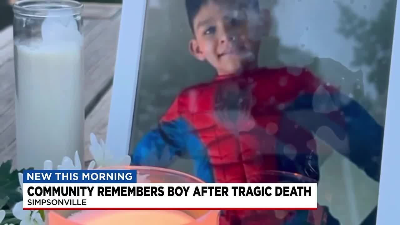 Community remembers boy after tragic death in Simpsonville - YouTube