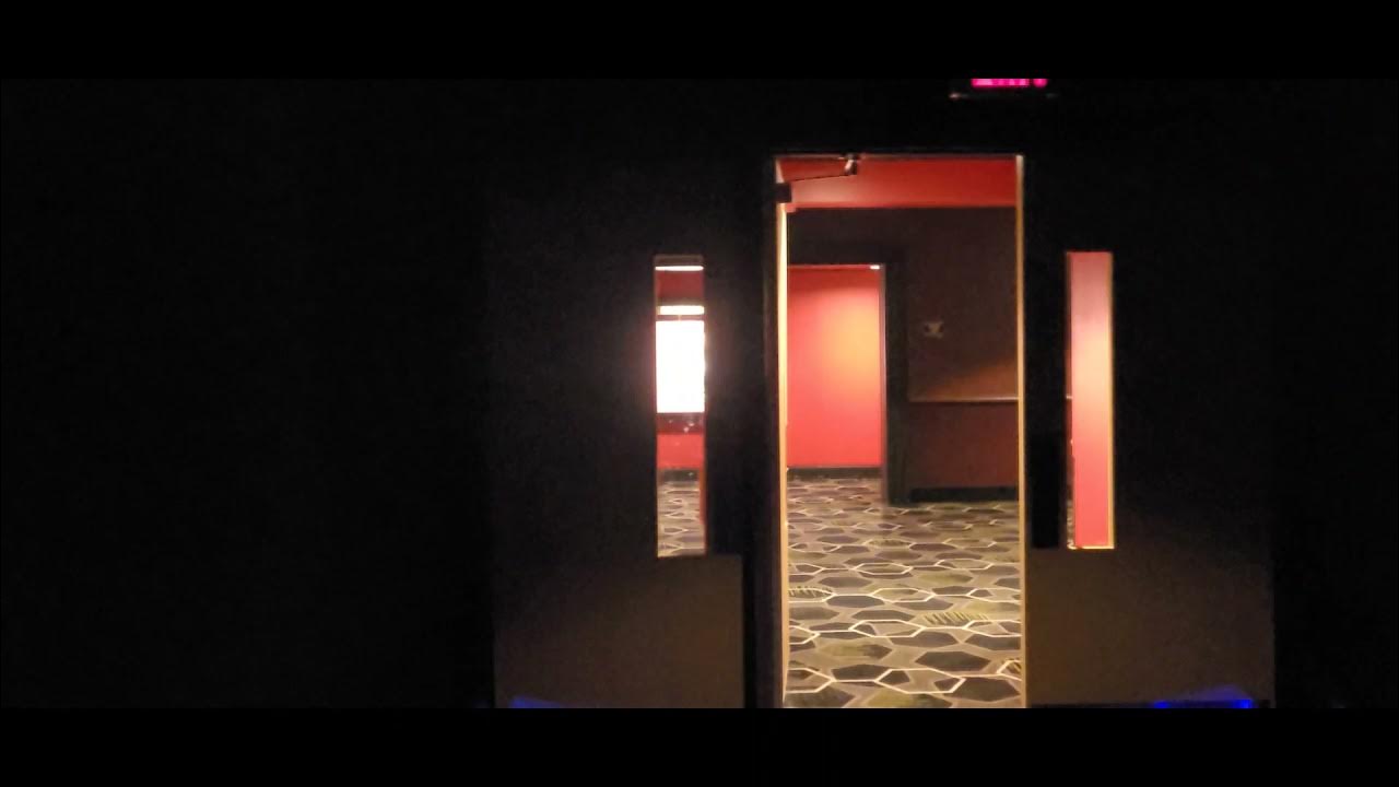 Movie 413 Sing 2 at Showcase Cinema De Lux in Springdale Ohio in