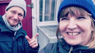 INA &amp; JOE et les pigeons That leaving feeling, a song by Stuart A. Staples