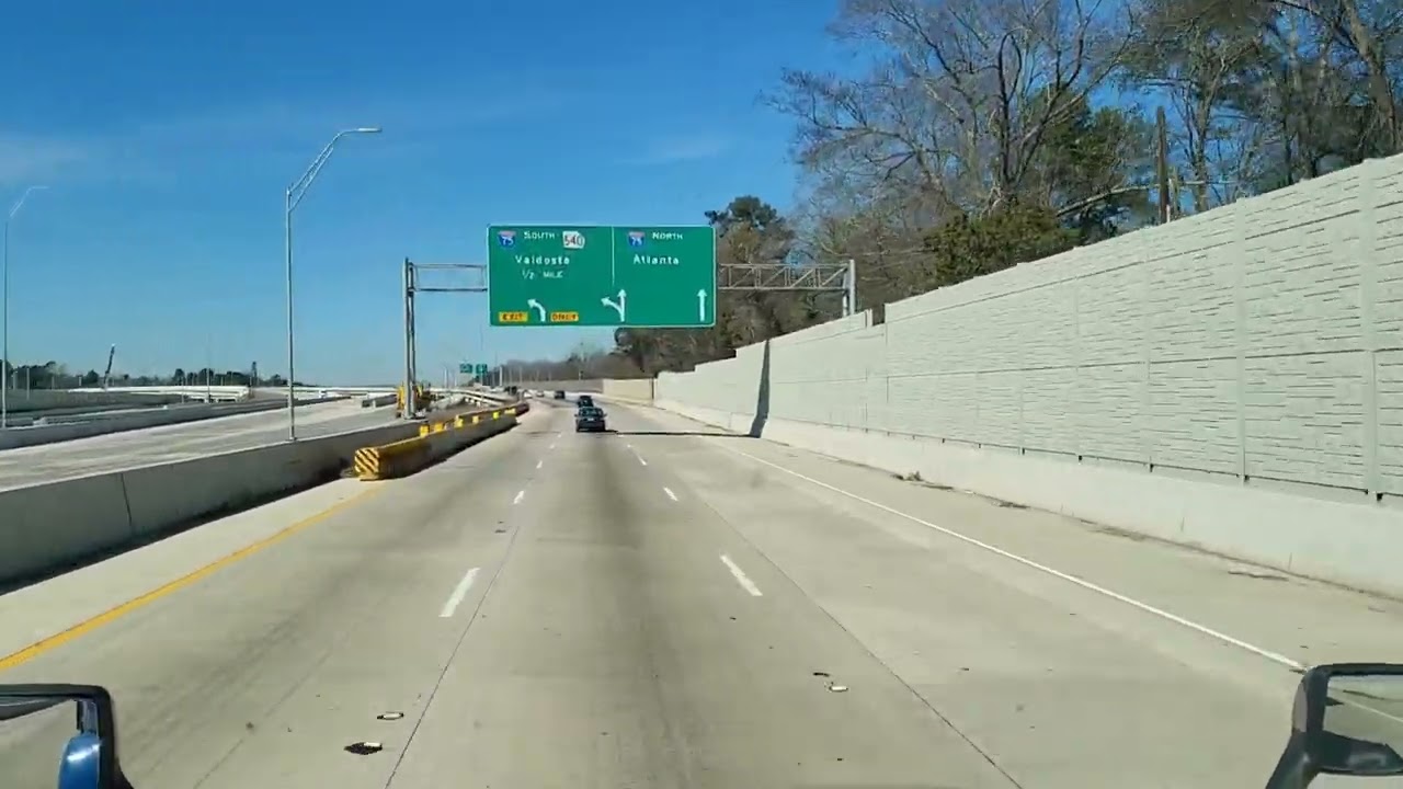 Дальнобой США. Загрузил ящик негaбарит.