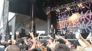 Papa Roach -  Song 2 (Blur Cover)  River City Rockfest LIVE [HD] 5/27/17