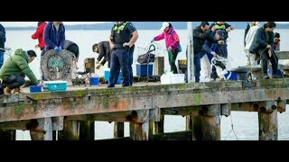 Vic Police close popular fishing spots over social-distancing concerns