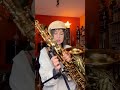 Wie kommt das Saxophon in den Ständer ? #saxophone  #saxtip #saxophonetip #saxophonelessons #sax