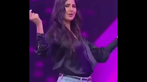 Katrina kaif dance in a live show#shahrukh khan#anushka sharma #shorts