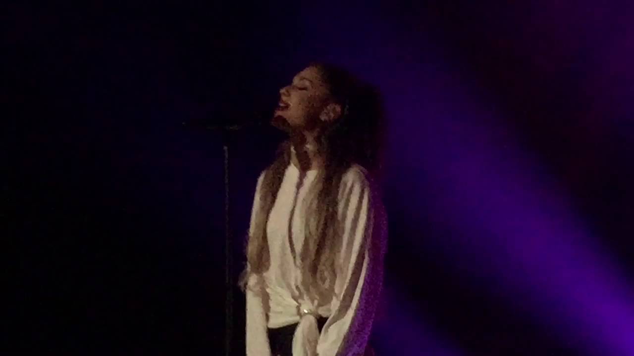 Ariana Grande - Leave Me Lonely - Le Trianon PARIS 2016