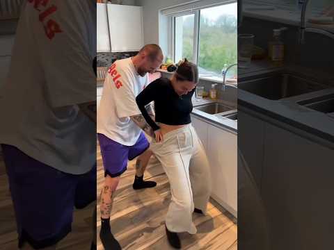 Girls prank 😂😂 #girls #pranks #funny #comedy #ytshorts