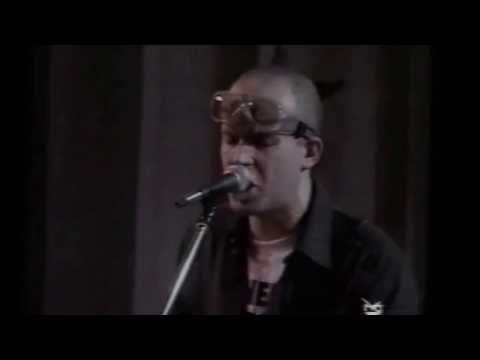 Siniestro Total - Ay Dolores y Te Quiero/Hoy Voy a Asesinarte (Directo en TVG, 1991)