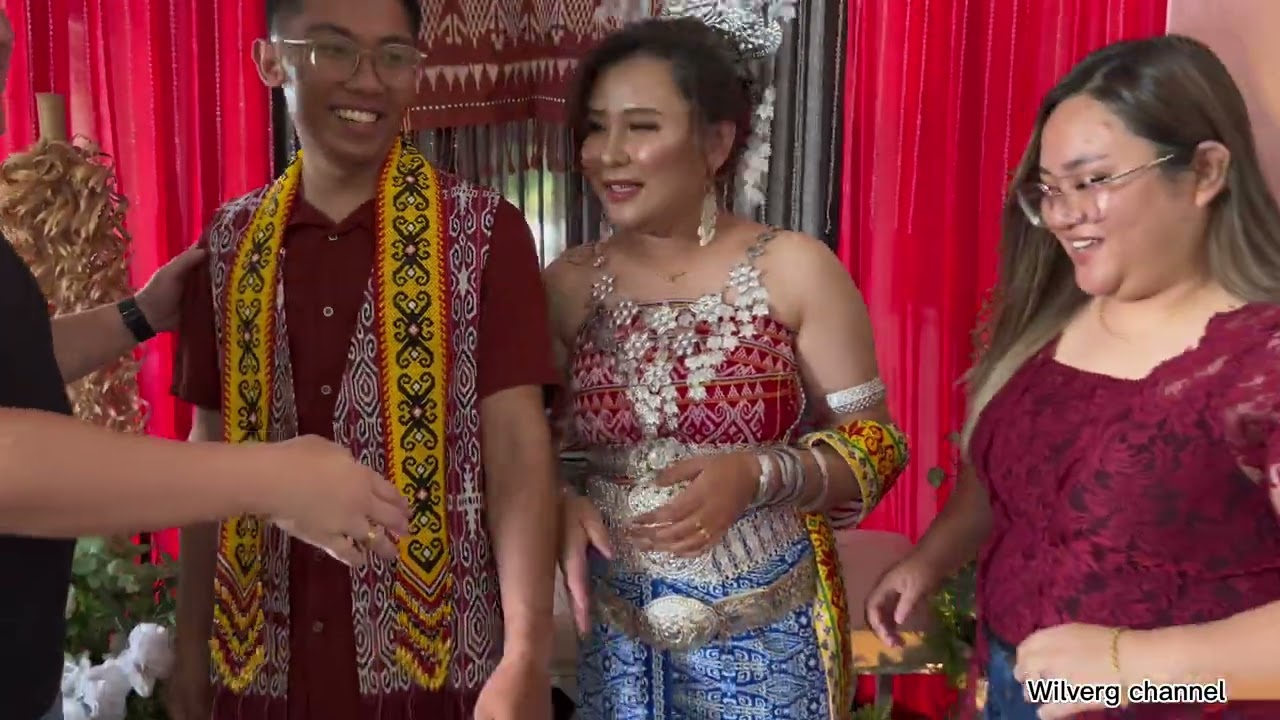 KAHWIN ADAT BANGSA DAYAK DI BATU LINTANG SRI AMAN.