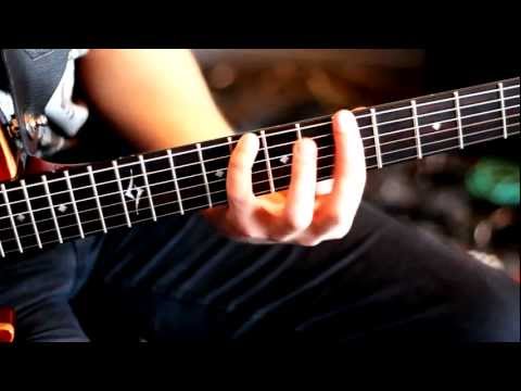 Video: Wie Man Metalgitarre Spielt