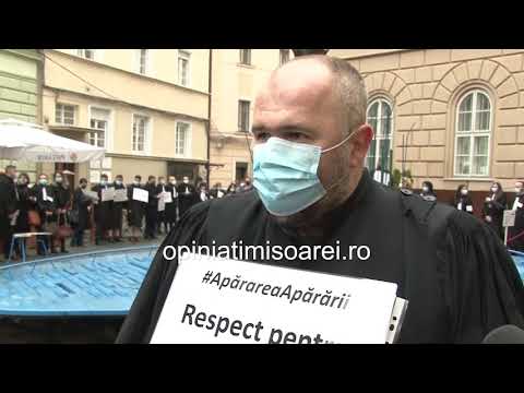 Protest al avocatilor la Timisoara