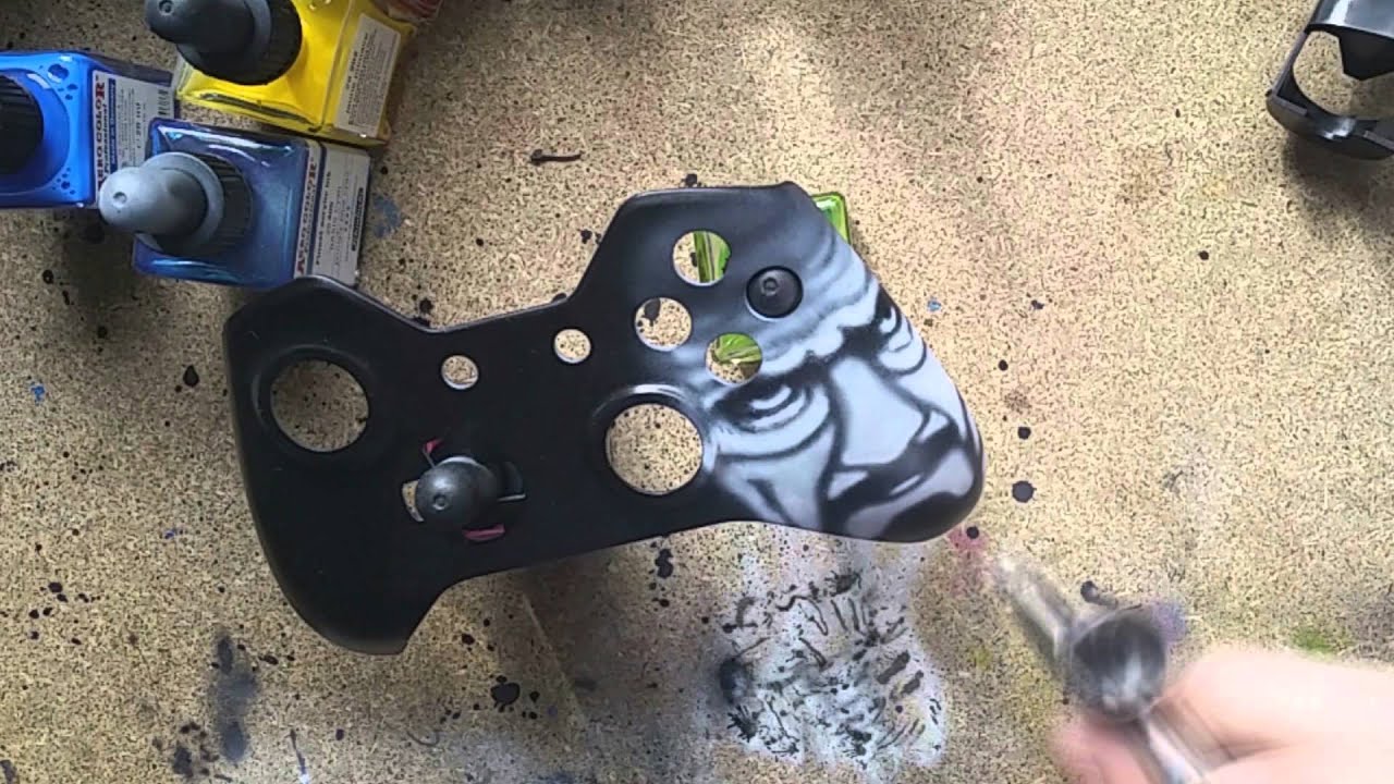 How to Paint your Controller - Airbrush Walter White / Devil Customs