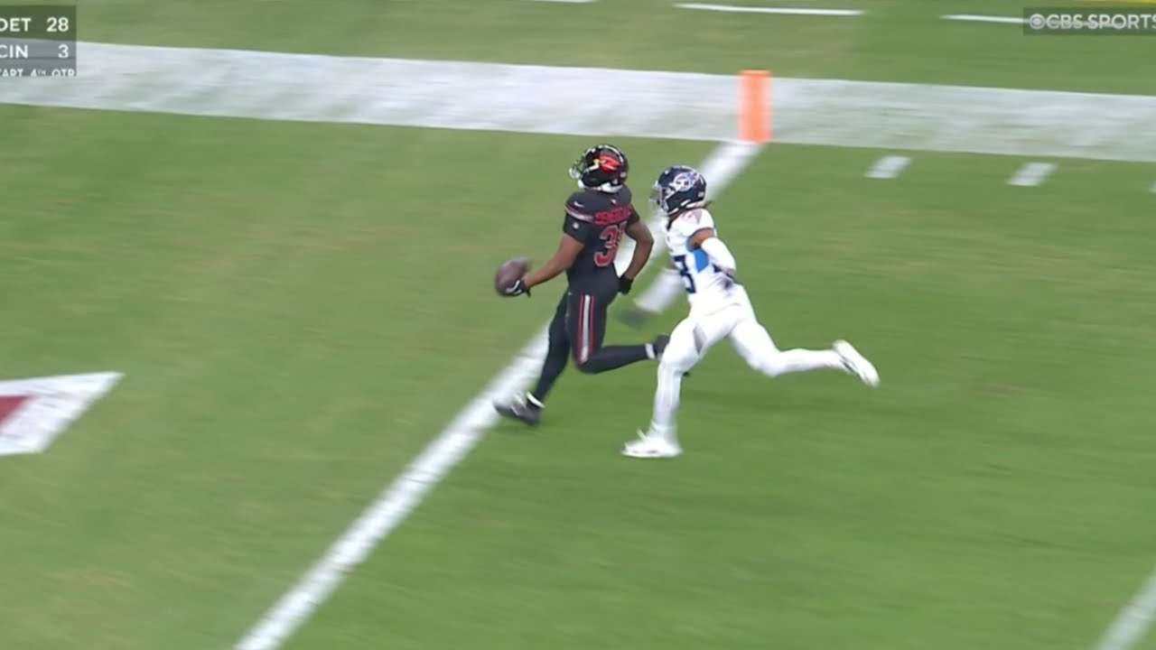 Эмари Демеркадо теряет мяч у линии ворот, что приводит к тачбэку против «Титанов» 😳