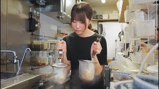 声優JKラーメンマスター 18 years Old Voice Actress Ramen Master - Japanese Street Food 家族のらーめん食堂 はないち 東京グルメ