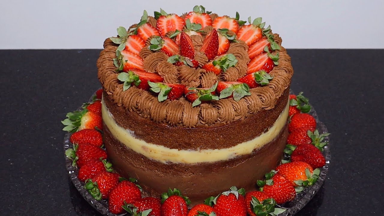 BOLO DE CHOCOLATE COM CREME BELGA | | MOLHADINHO E FOFINHO