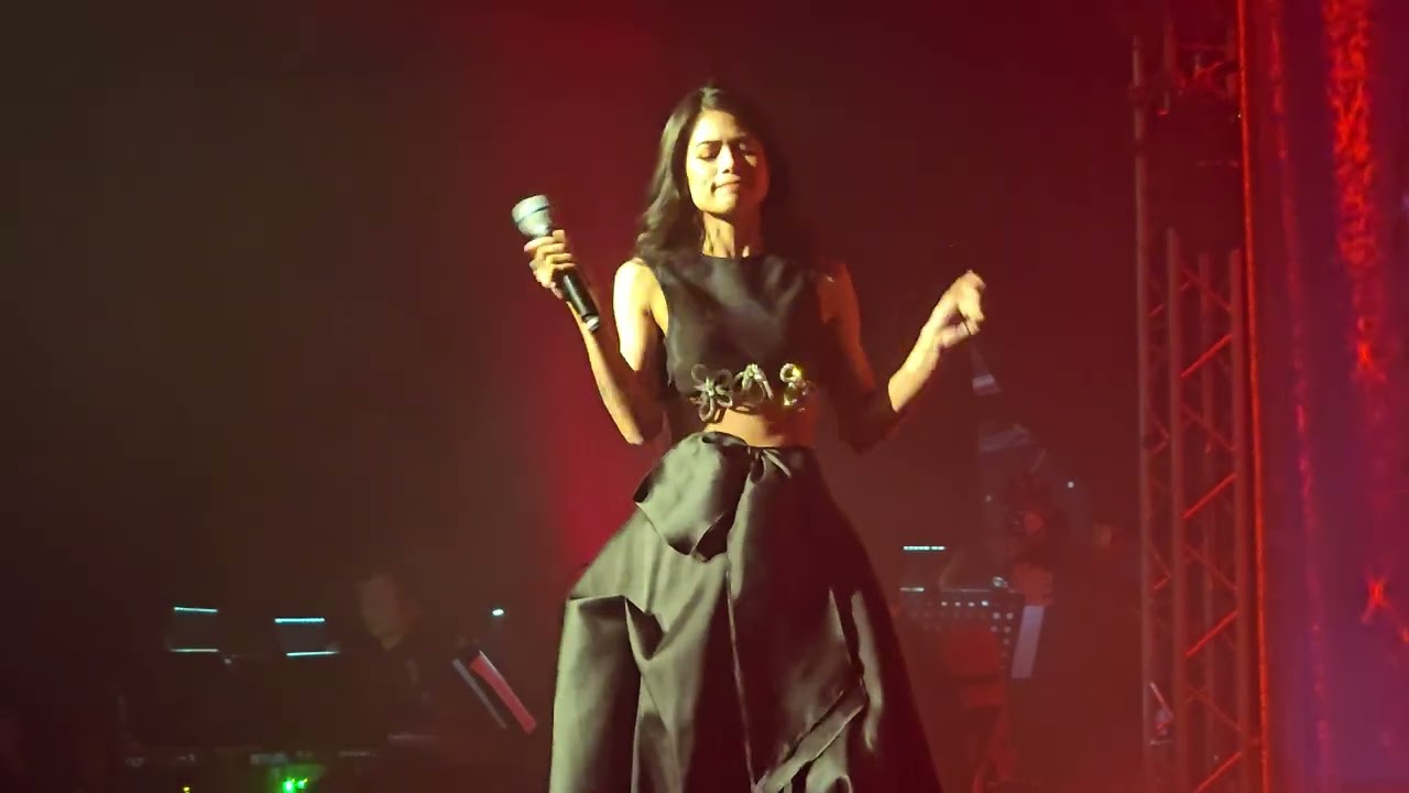 [LYKA: The Solo Concert] - (You Make Me Feel Like) A Natural Woman - Gigi de Lana