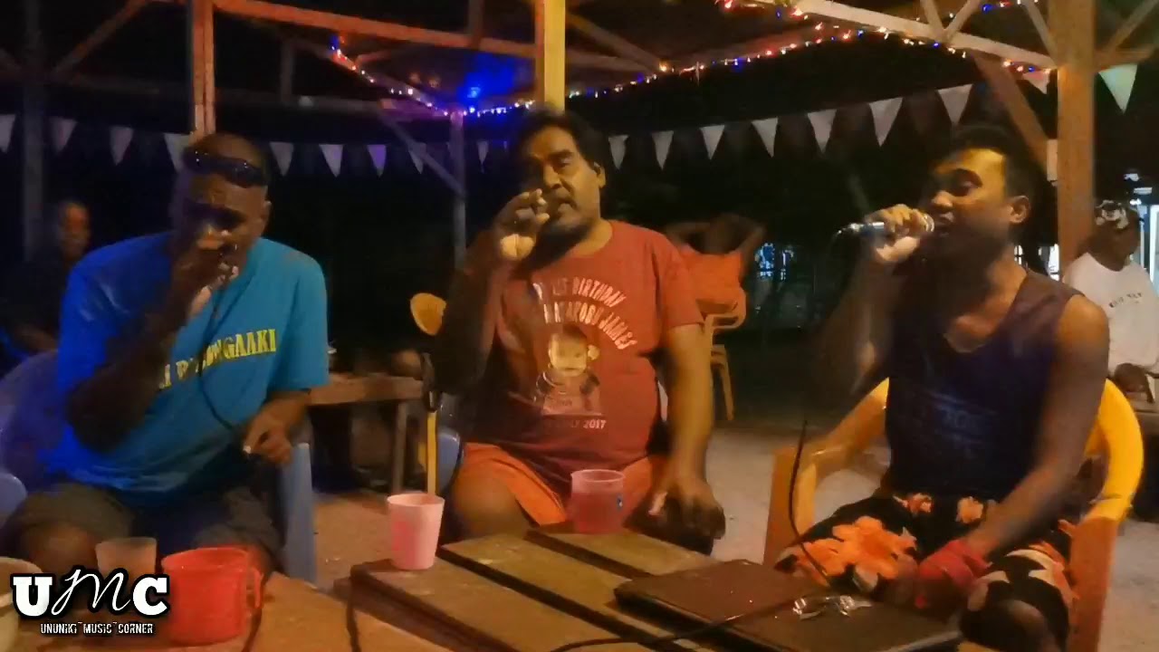 Weneweneu n au tabo ae kakamaroa_by_Kaoma_Tekatie_&_Nabooi_(Trio_Cover)