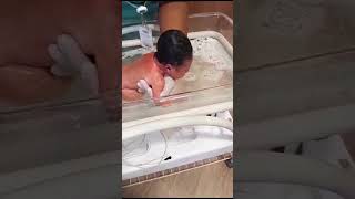 Meu Primeiro Banho...que Delícia