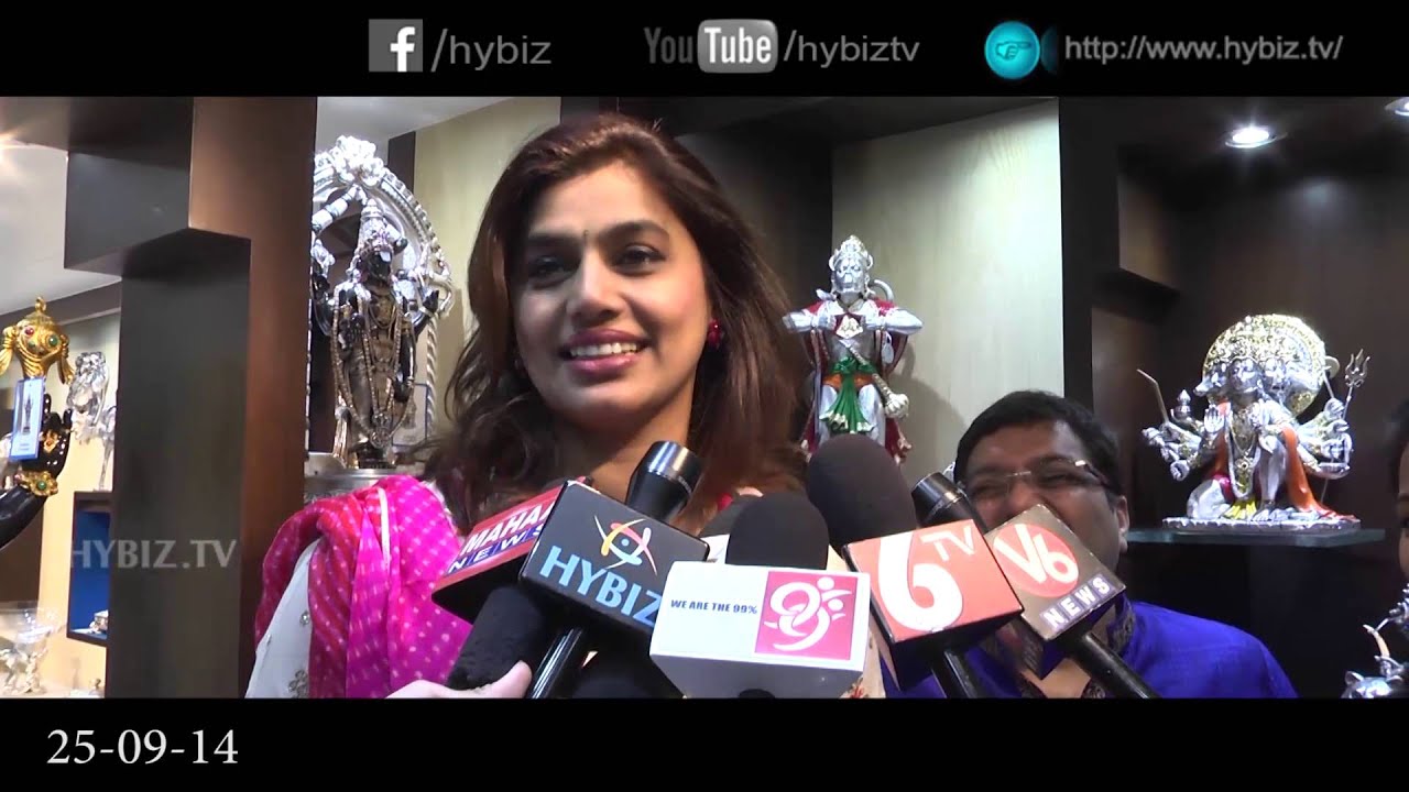 Pinky Reddy GVK Group Hyderabad - YouTube