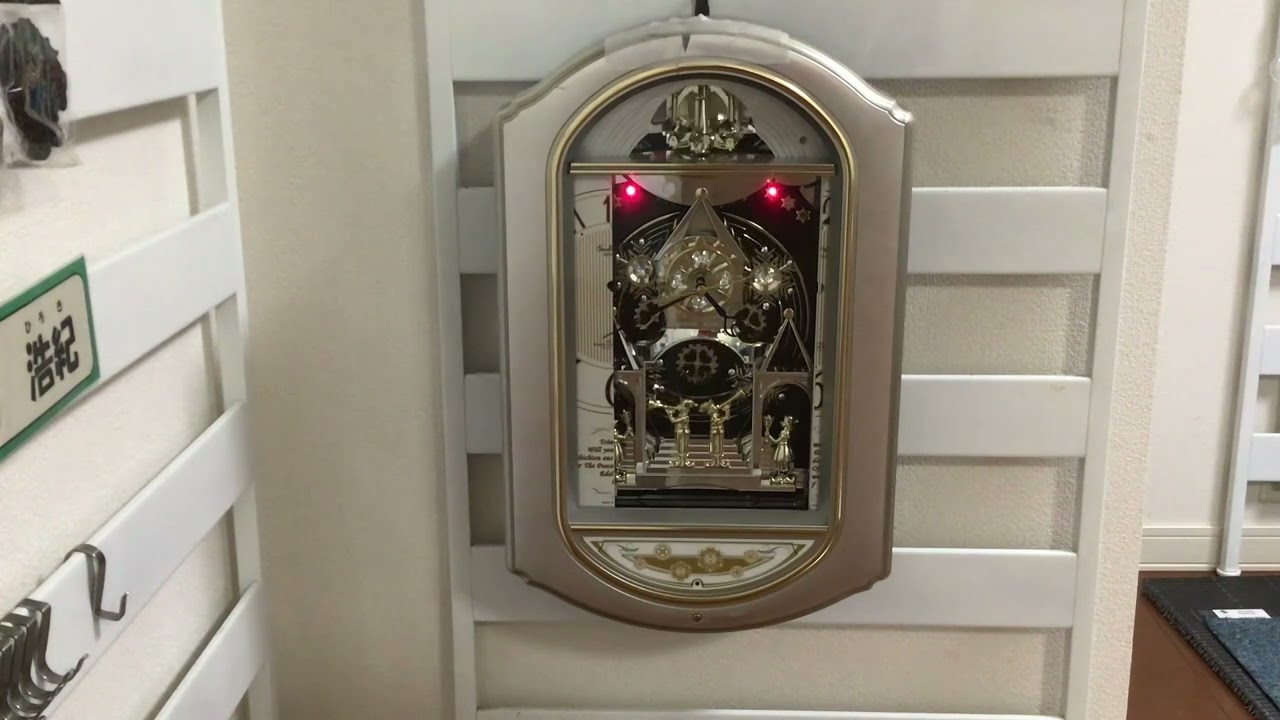 からくり時計 (スモールワールドティアラ ジャンク) - YouTube