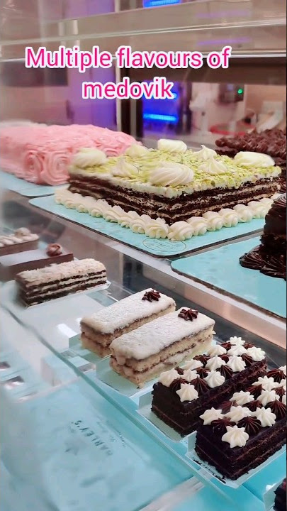 Download lagu Medovik lover's heaven | @Harley's | Fine Bakery | Hyderabad #shorts #india #pastry #bakery #short